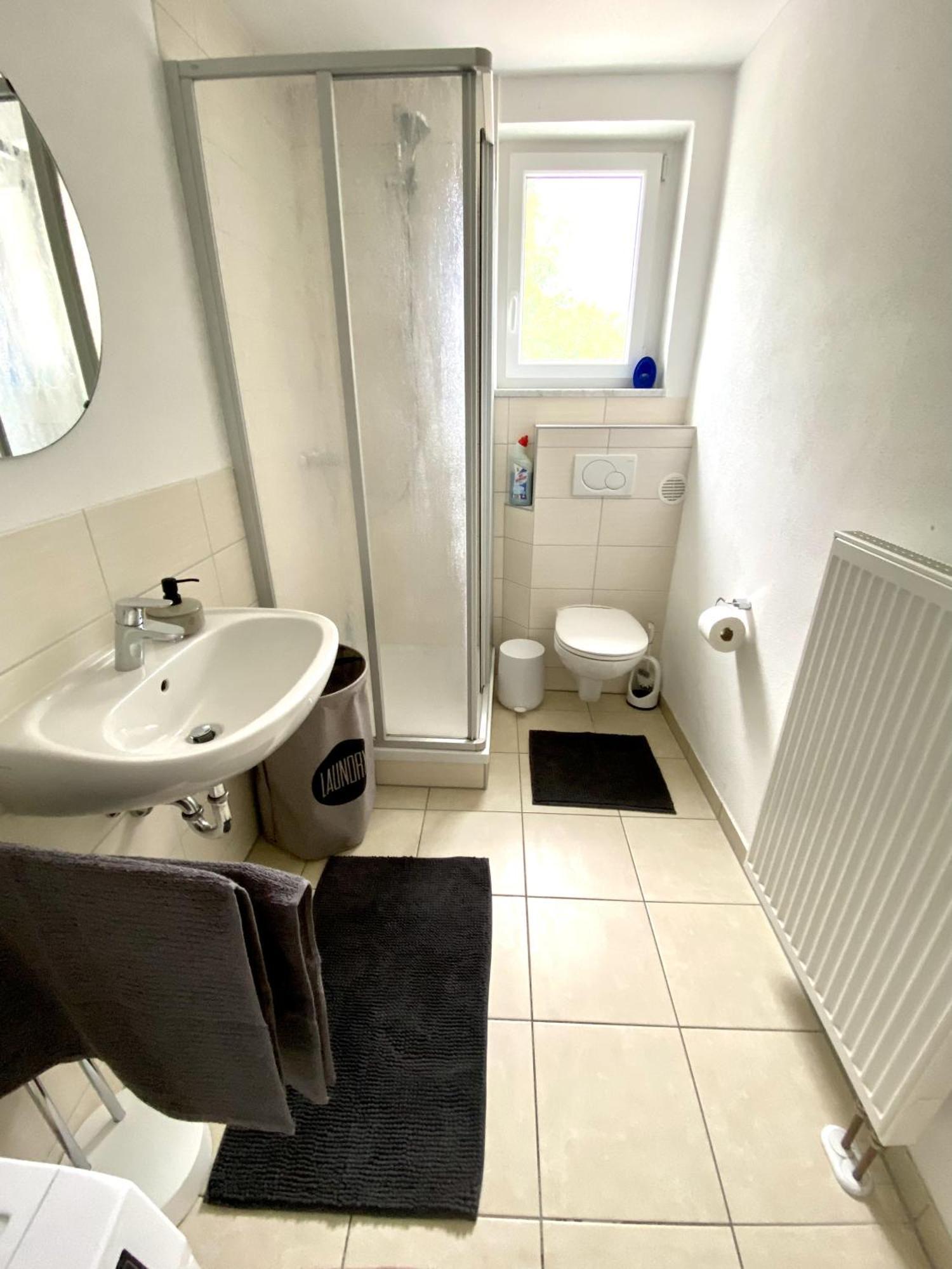 3 Zimmer Apartment Mit Flussblick - Self Check-In Eggenfelden Exterior foto